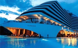 Titanic Hotel / Antalya