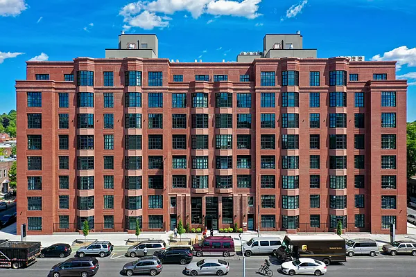 875 4th avenue Q10 Brooklyn, Amerika